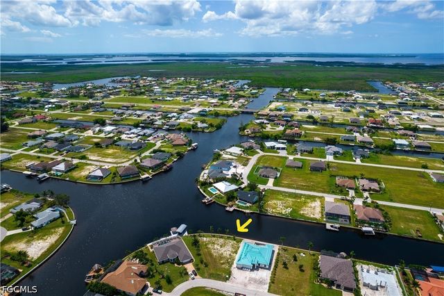 1414 NW 37th PL, Cape Coral, FL 33993