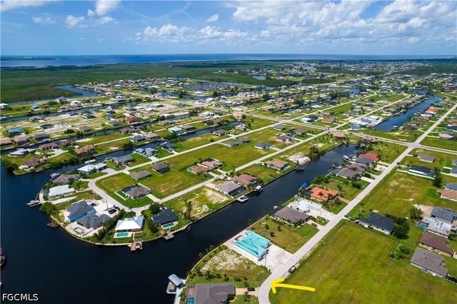 1414 NW 37th PL, Cape Coral, FL 33993