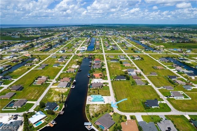 1414 NW 37th PL, Cape Coral, FL 33993