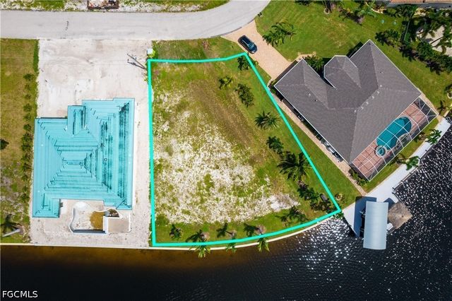 1414 NW 37th PL, Cape Coral, FL 33993