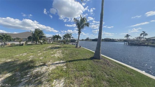 1414 NW 37th PL, Cape Coral, FL 33993