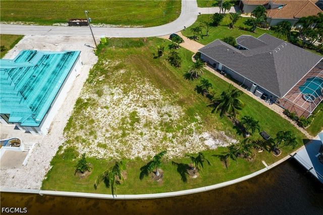 1414 NW 37th PL, Cape Coral, FL 33993