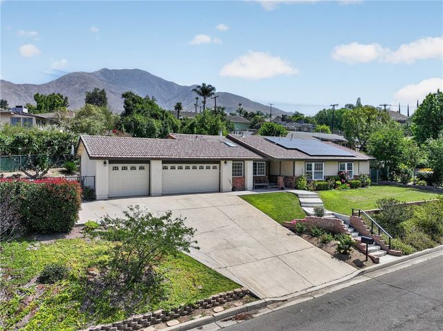 6691 Orangewood, Highland, CA 92346