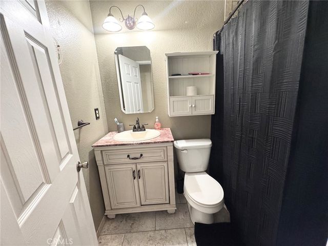6691 Orangewood, Highland, CA 92346