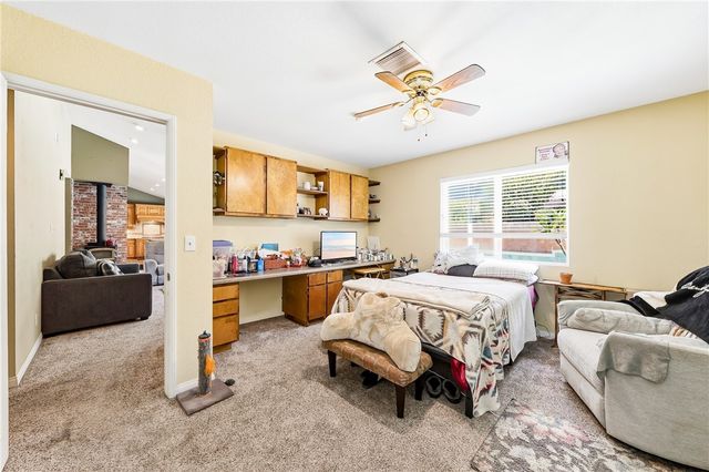6691 Orangewood, Highland, CA 92346