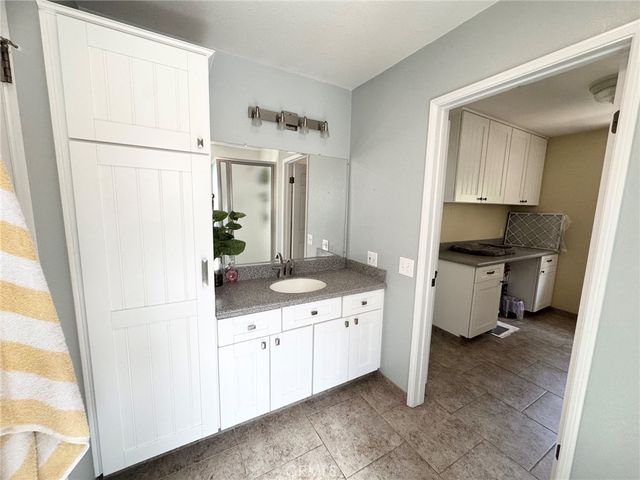 6691 Orangewood, Highland, CA 92346