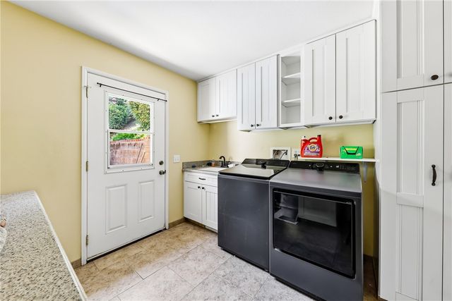 6691 Orangewood, Highland, CA 92346