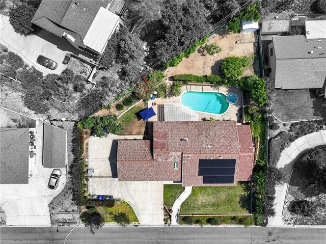 6691 Orangewood, Highland, CA 92346