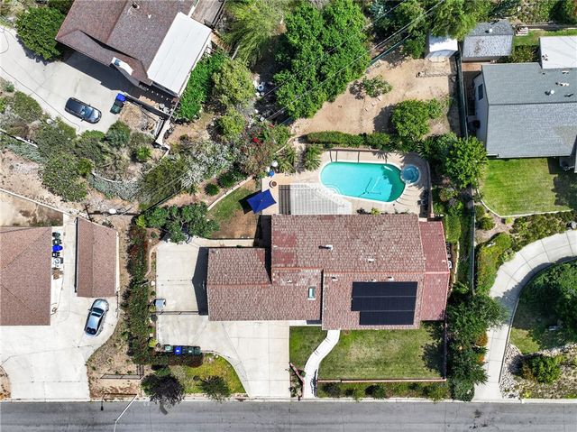 6691 Orangewood, Highland, CA 92346