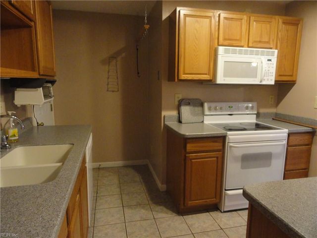 3428 Forest Glen RD, Virginia Beach, VA 23452