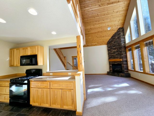 4656 Harrier Drive, Klamath Falls, OR 97601