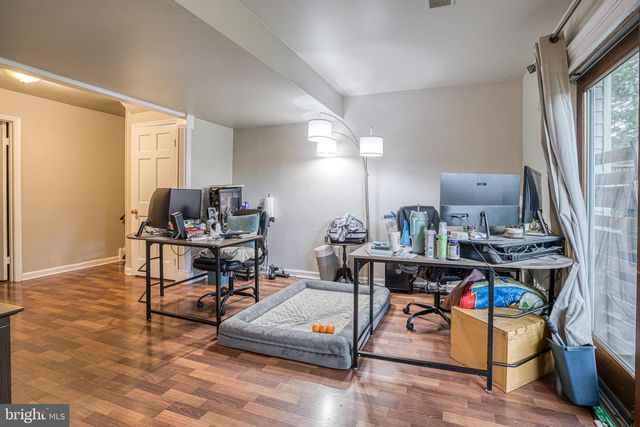 873 BLUE JAY RD, Harrisburg, PA 17111