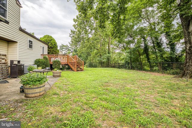 873 BLUE JAY RD, Harrisburg, PA 17111