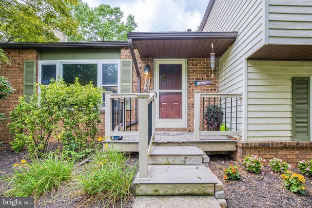 873 BLUE JAY RD, Harrisburg, PA 17111
