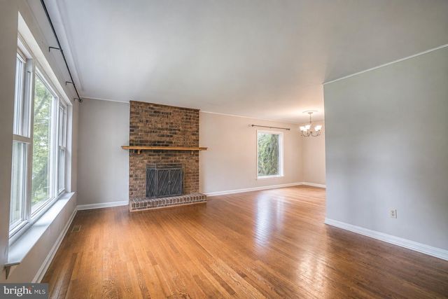 873 BLUE JAY RD, Harrisburg, PA 17111