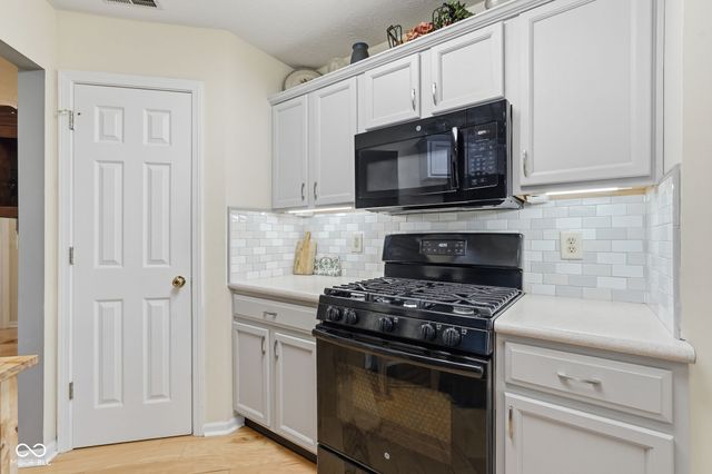 13390 N Cedar Grove Court, Camby, IN 46113