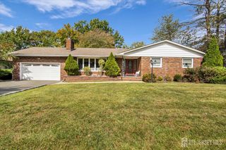 10 Cutter Avenue, Edison, NJ 08820