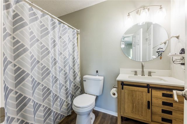 2156 Wood Tree Court, Siloam Springs, AR 72761