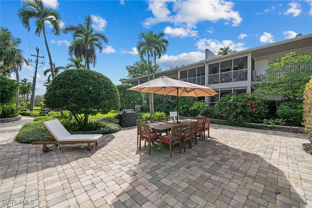 604 7th AVE S A-604, Naples, FL 34102