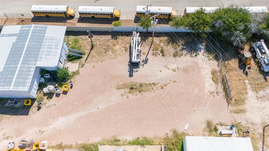 Image 15 of property listing at 620 S Bell Street, San Angelo, TX 76903