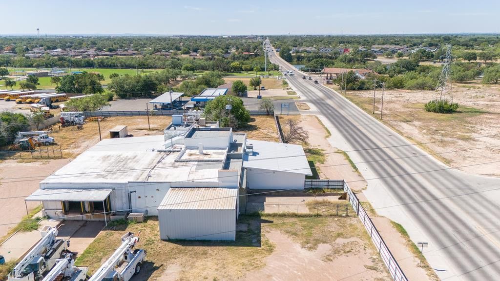 Image 24 of property listing at 620 S Bell Street, San Angelo, TX 76903