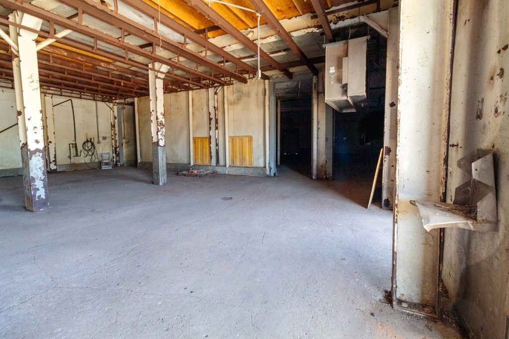 Image 3 of property listing at 620 S Bell Street, San Angelo, TX 76903