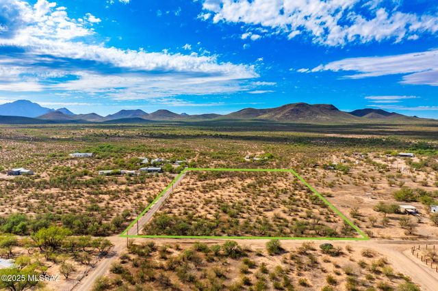 7920 S Worden Road, Tucson, AZ 85735