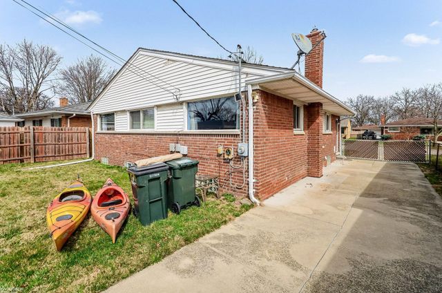 24617 Culver Street, Saint Clair Shores, MI 48080