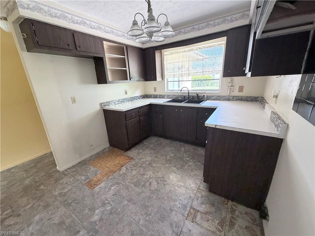 1609 S Hermitage RD, FORT MYERS, FL 33919 — photo 2