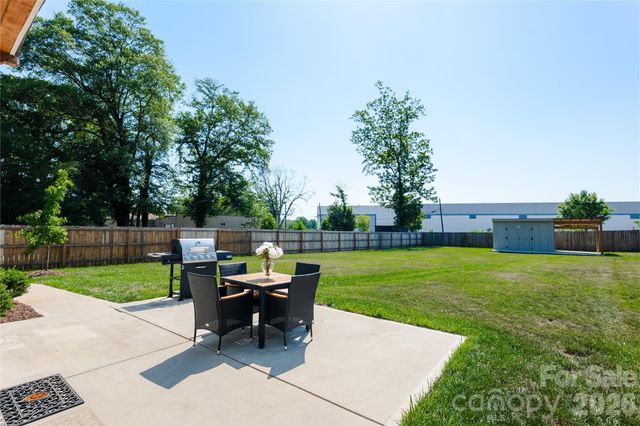 117 Roper Street, Belmont, NC 28012