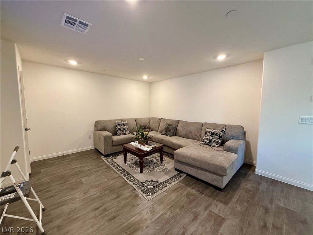 2686 Mango Light Avenue, North Las Vegas, NV 89086 — photo 2