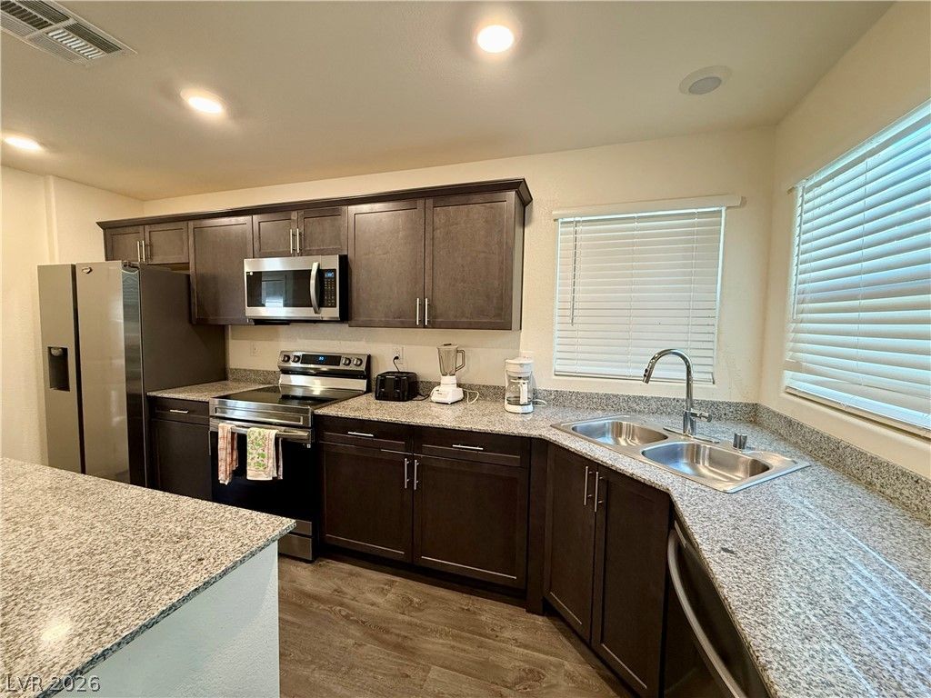 2686 Mango Light Avenue, North Las Vegas, NV 89086 — photo 3
