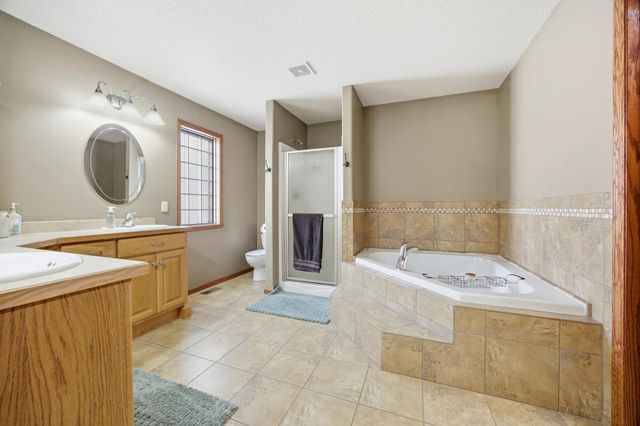 4724 Lavonne Court S, Fargo, ND 58104
