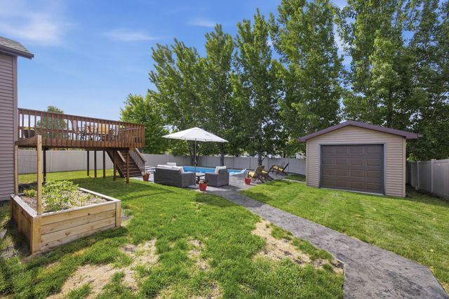 4724 Lavonne Court S, Fargo, ND 58104