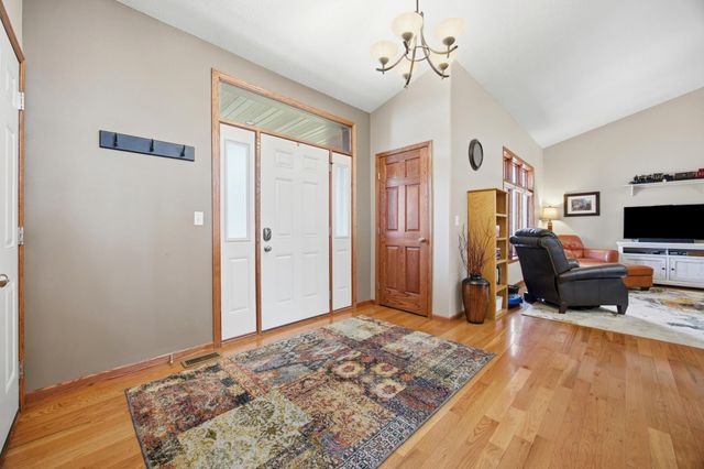 4724 Lavonne Court S, Fargo, ND 58104