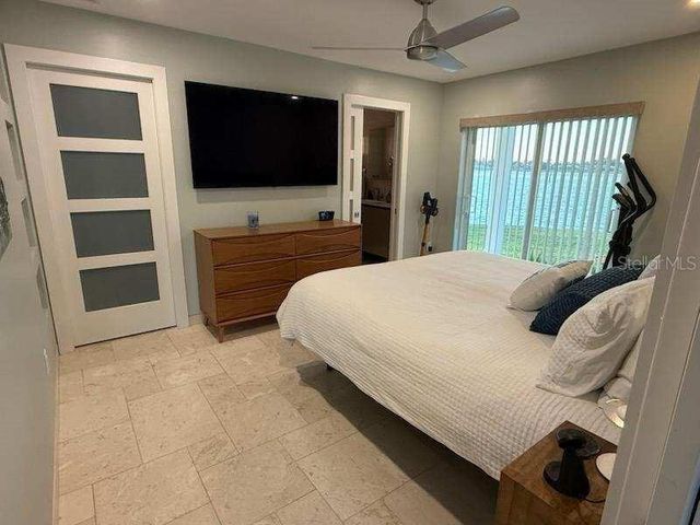 885 WHITE CAP CIRCLE 34, Venice, FL 34285