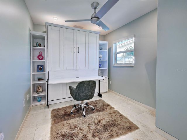 885 WHITE CAP CIRCLE 34, Venice, FL 34285
