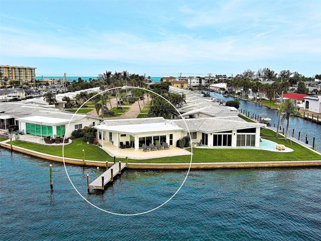 885 WHITE CAP CIRCLE 34, Venice, FL 34285