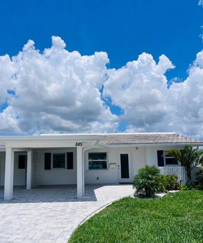 885 WHITE CAP CIRCLE 34, Venice, FL 34285
