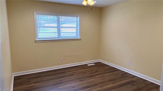 134 Carolina Avenue, Mount Airy, NC 27030