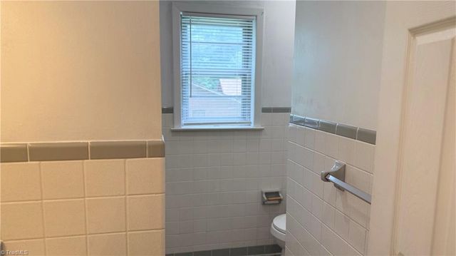 134 Carolina Avenue, Mount Airy, NC 27030