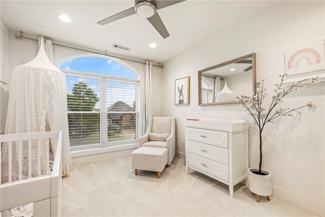 6504 W Hearth Stone Drive, Rogers, AR 72758