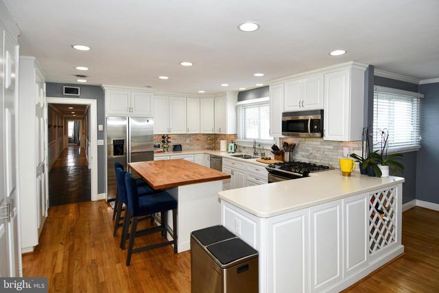 121 RIVER FOREST LN, Fort Washington, MD 20744