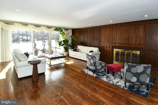 121 RIVER FOREST LN, Fort Washington, MD 20744