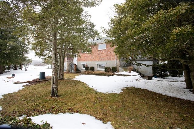 179 Robert St, Westport, MA 02790