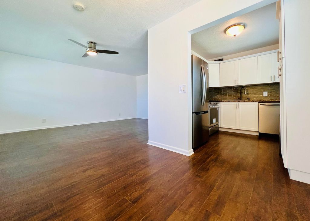 200 Northampton J 200, West Palm Beach, FL 33417