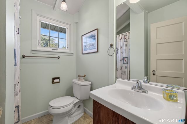 27 Gates Road, Old Saybrook, CT 06475