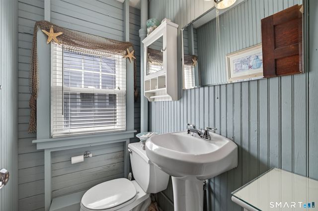 27 Gates Road, Old Saybrook, CT 06475