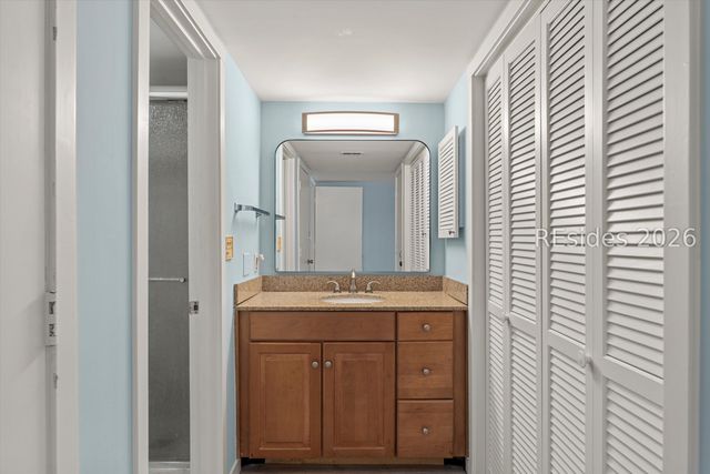 10 Lighthouse Rd Apt 426, Hilton Head Island, SC 29928