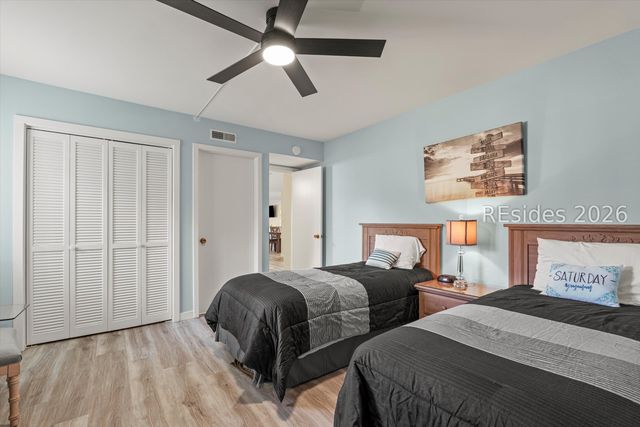 10 Lighthouse Rd Apt 426, Hilton Head Island, SC 29928